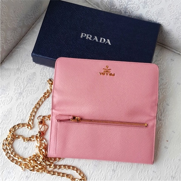 Prada Stunning Wallet/Cross body! - Picture 2 of 16